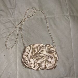 Vintage Cream Floral Clutch